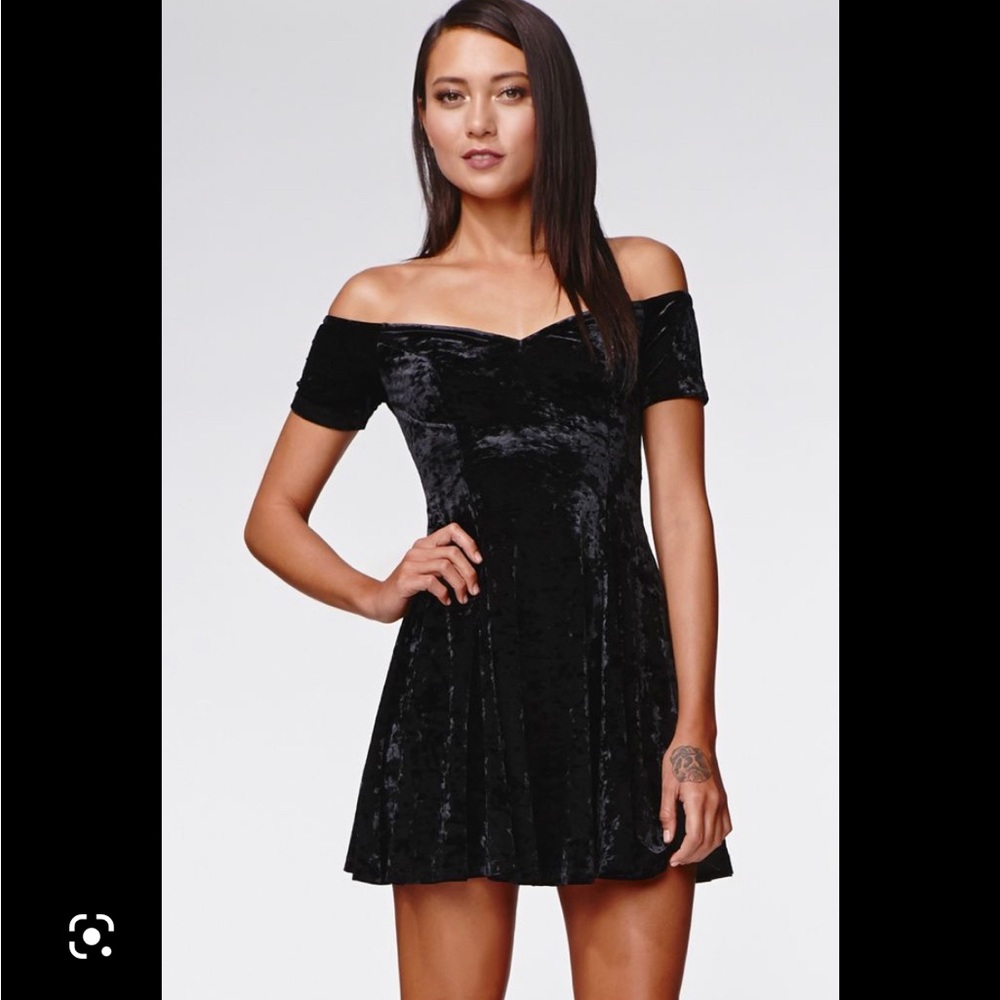 Kendall + Kylie Crushed Velvet Off Shoulder Skater Dress